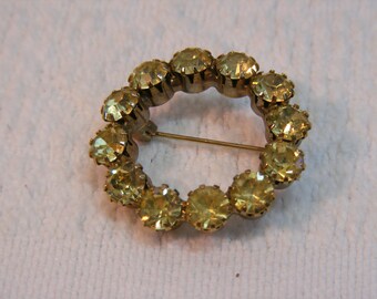 Vintage Prong Set Rhinestone Circle Brooch