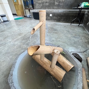 手作りの竹製噴水、瞑想や庭の装飾に最適な日本風の水噴水「獅子燈（ししおどし）」