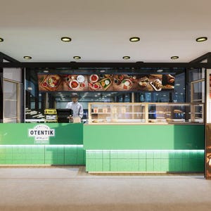 Op de afbeelding: Interieur van een Maleisisch restaurant met een groene balie en vitrines. Het restaurant is gebrandmerkt met de naam "OTENTIK" en biedt "All Day Breakfast Nasi Lemak" aan. De inrichting omvat voedselafbeeldingen.