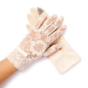 Ivory Lace Gloves - "Amelie" Vintage Lace Gloves image 1