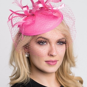Pink Fascinator - &quot;Juliet&quot; Pink Round Felt Sinamay Hat w/ Feathers and Satin Ribbons