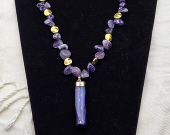 Dyed purple Quartz pendant on 24 inches of purple Agate & gold tone beaded strand