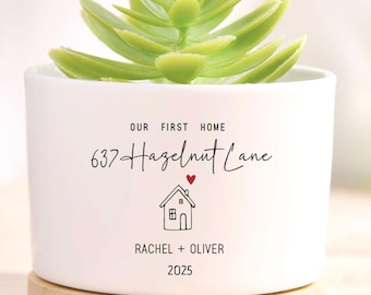 Custom Wedding Gifts, Couple's Name Plant Pot, Anniversary Gifts, Flower Pot for Couple, Engagement Gifts, Gifts for Mom/Wife/Woman