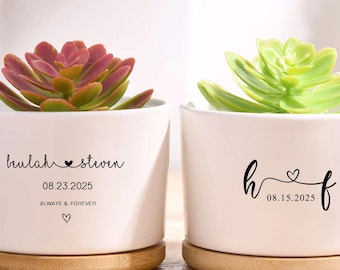 Custom Wedding Gifts, Couple's Name Plant Pot, Anniversary Gifts, Flower Pot for Couple, Engagement Gifts, Gifts for Mom/Wife/Woman
