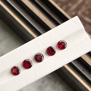 Natural 8MM Open Red Garnet Round Cut Loose Gemstone, Natural Mozambique Red Garnet Gemstone For Excellent Quality Gemstone For A Jewelry