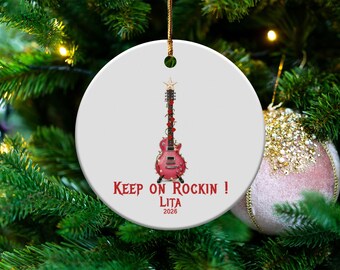 Adorno de guitarra personalizado para mujer, regalo de Navidad para guitarrista femenina, guitarra eléctrica rosa, regalo para músico, recuerdo con nombre personalizado