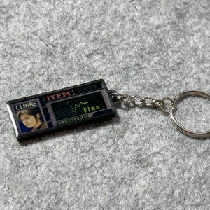 Resident Evil 2 Keychain: PS1 Game, Claire FINE Health Status Bar