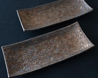 Set di 2 piatti rettangolari giapponesi per sushi – Piatti da portata in ceramica color bronzo scuro da 26,5 cm – Piatto da pesce / Vassoio lungo in ceramica per la cena