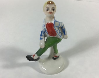 Walking Woman  Figurine Made in Japan 1950s