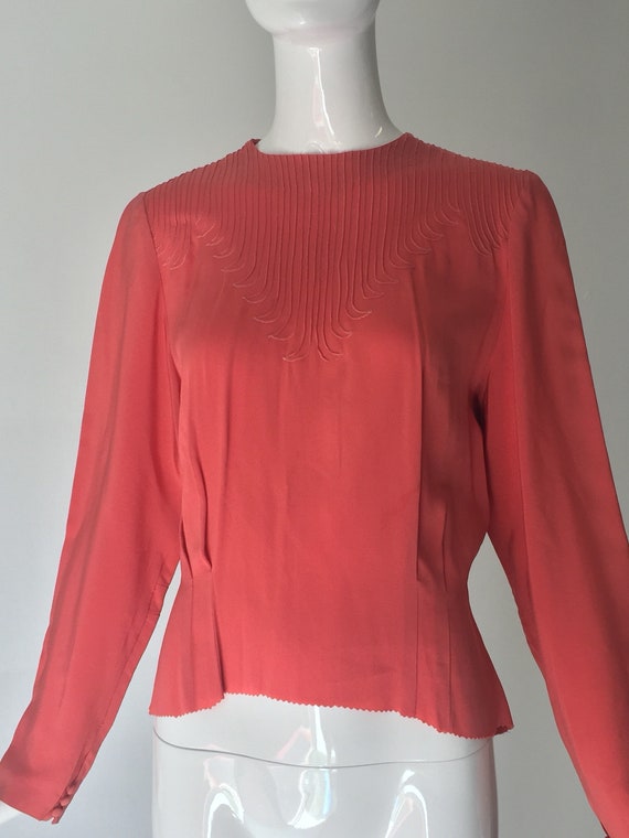 1940s Long Sleeved Coral Blouse Top