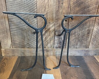 Vintage ornate scroll design pot metal aluminum cast desk table leg set