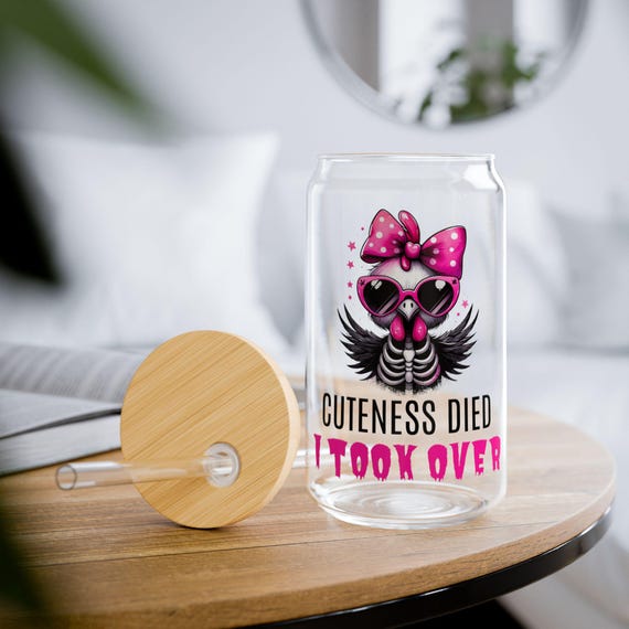 Skull Sipper Glass: 16oz Trendy Drinkware with Bamboo Lid