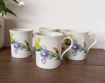 Vintage Floral Coffee Cups, Set van 4, Shafford Jardin des Iris Pattern, jaren 1980, Purple Iris, Flower, Gardener Flower Lover Gift