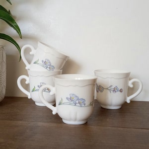 Vintage Arcopal France Tea Cups, Set of 4, Milk Glass Tea Cup, White with Blue Flowers, Romantic, Cottagecore, Shabby Chic image 1