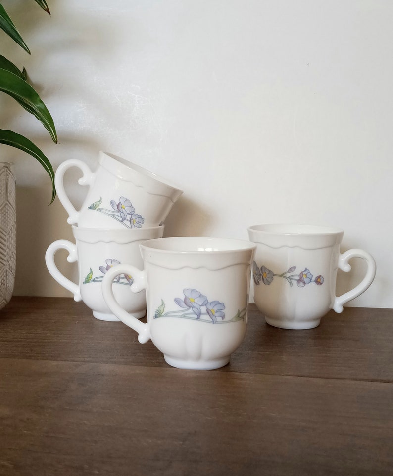 Vintage Arcopal France Tea Cups, Set of 4, Milk Glass Tea Cup, White with Blue Flowers, Romantic, Cottagecore, Shabby Chic image 1