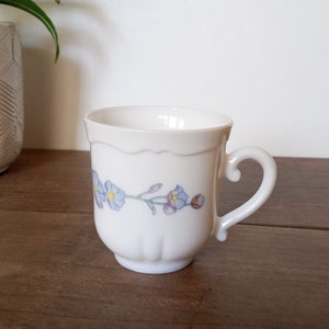 Vintage Arcopal France Tea Cups, Set of 4, Milk Glass Tea Cup, White with Blue Flowers, Romantic, Cottagecore, Shabby Chic image 3