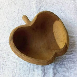 Large Hand Carved Wood Apple Bowl, Rustic Wooden Bowl, Fruit Bowl, Primitive Decor, Farmhouse Decor, Country Kitchen, Table Decor