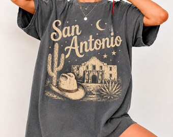 San Antonio Texas Alamo Graphic Tee, Vintage Western Souvenir Shirt