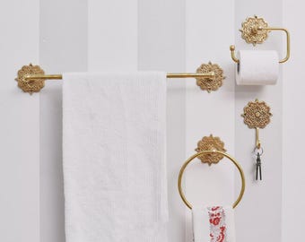 Juego de herrajes para baño con acabado en latón / Diseño de hojas bohemias, aluminio
