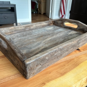 Bandeja de madera para servir de estilo rústico de granja