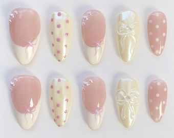 Ongles Mignons À Pois, Ongles Avec Noeuds, Ongles Roses, Ongles Kawaii, Ongles D'automne, Ongles D'été, Ongles En Perles, Ongles D'anniversaire