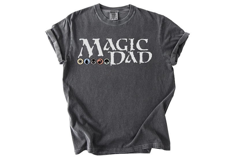 MTG Magic Dad-tröja, Fars dag Magic The Gathering-tröja, presentidé för kortspelsälskare, nördfödelsedagslångärmad, Magic Land bild 1