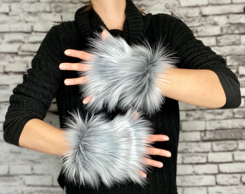 FurSoHappy Fur Cuffs Luxury Shag Siberian Wolf Faux Fur Wrist Cu FurSoHappy Fur Cuffs Luxury Shag Siberian Wolf Faux Fur Wrist Cu
