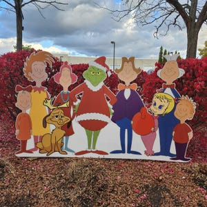Grinch Christmas Carolers Yard Decor: Whoville Holiday Cutouts