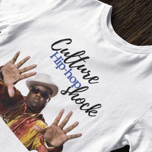 Vintage 90s Rap Legend T-Shirt | Old School Hip Hop Graphic Shirt | Retro Streetwear for Music Lovers - Rap fan Gift Tee