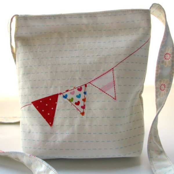 Little girls purse, Bunting in colors