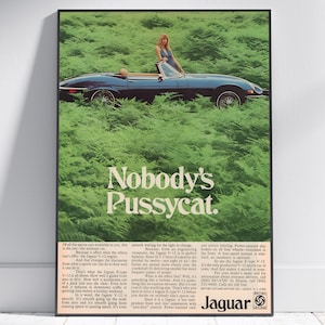 Póster del Jaguar E-Type V-12: Anuncio de un coche clásico británico de época.