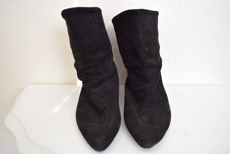 Vintage Black Suede Slouchy Pointed Toe Ankle Boots Size 6