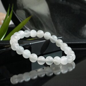 7mm Natural Moonstone Bracelet: Handmade Crystal Healing Jewelry