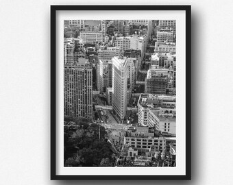 Flatiron Building Photo, New York City Photography. Black and White Photography,  Fine Art Photography,  New York Print, New York Skyline