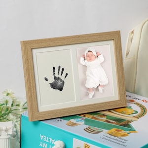 Baby Handabdruck & Fußabdruck Fotorahmen Kit - Geschenk zur Geburt - Babyparty Geschenk für die neuen Eltern - Geschenkideen - Baby Andenken