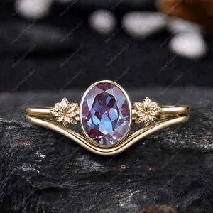 Anillos de compromiso vintage ovalados con alejandrita, anillos solitarios con engaste biselado, conjuntos nupciales de oro macizo, anillo de promesa con hoja de arce, piedra de nacimiento de junio.