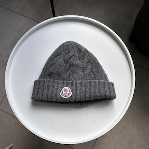 Moncler Grey Cable Knit Beanie Wool Hat Logo Patch Designer Winter Cap