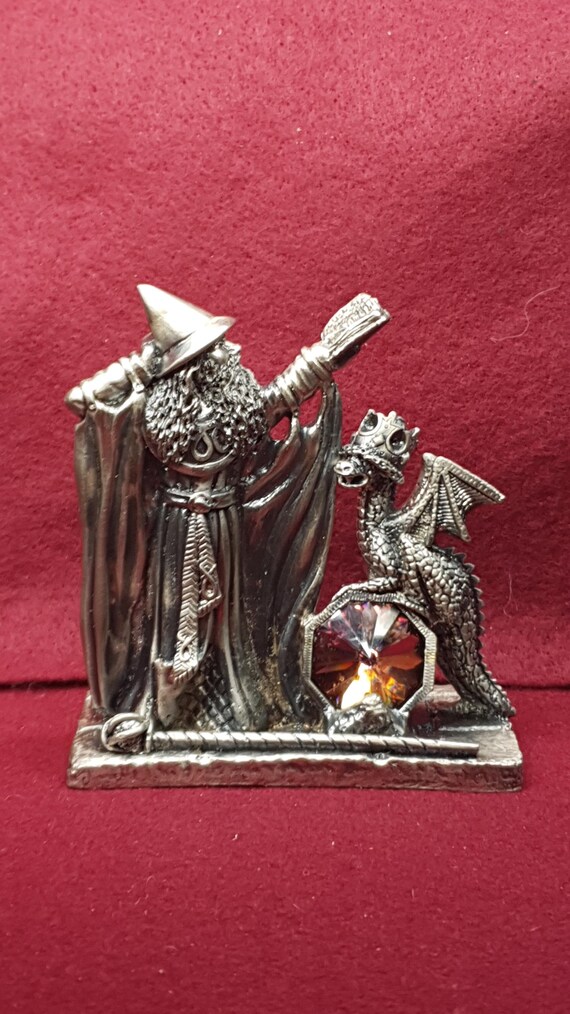 ☆Tudor Mint Myth and Magic 1501☆ Myth and Magic 3143 Pewter Wizard Dragon Figurine Tudor Mint