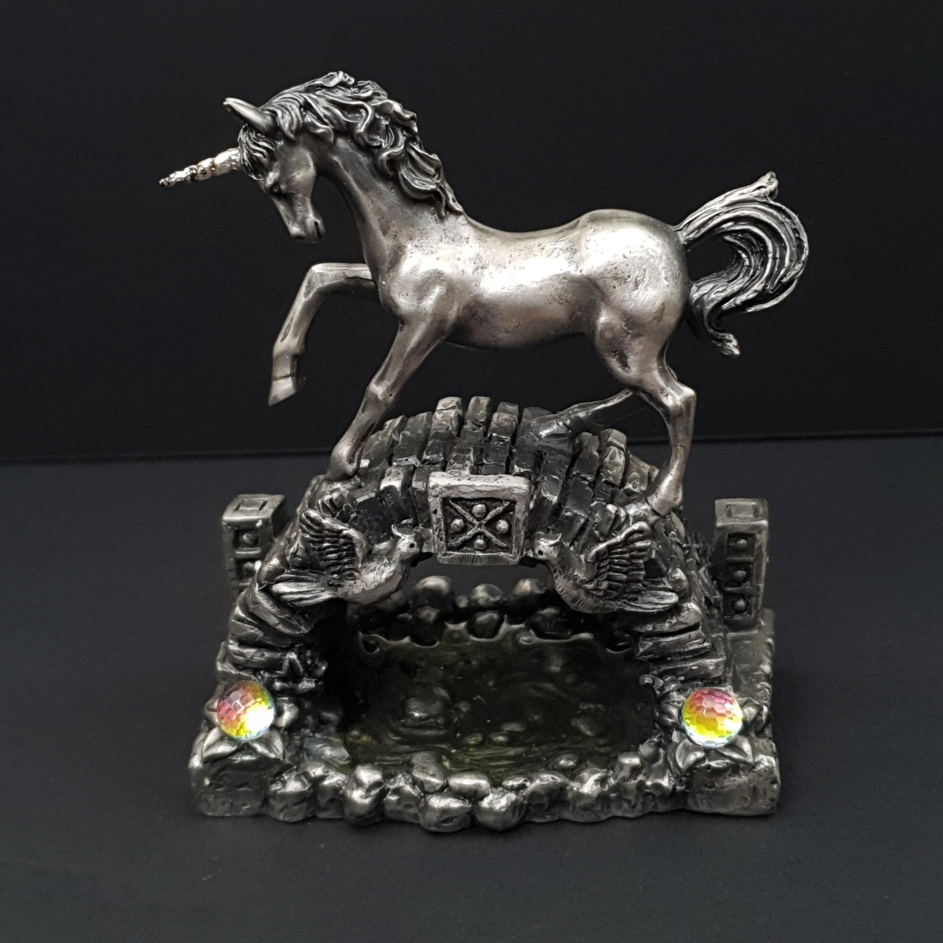 Myth & Magic Unicorn of the Bridge 3878 Tudor Mint Pewter Unicorn