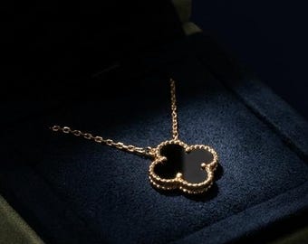 Pre Owned Van Cleef & Arpels Alhambra Necklace , Clover Pendant Gift