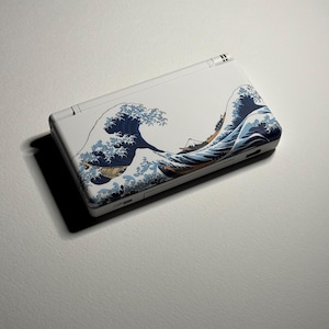 Refurbished Nintendo DS Lite: Custom “The Great Wave” Console + Charger