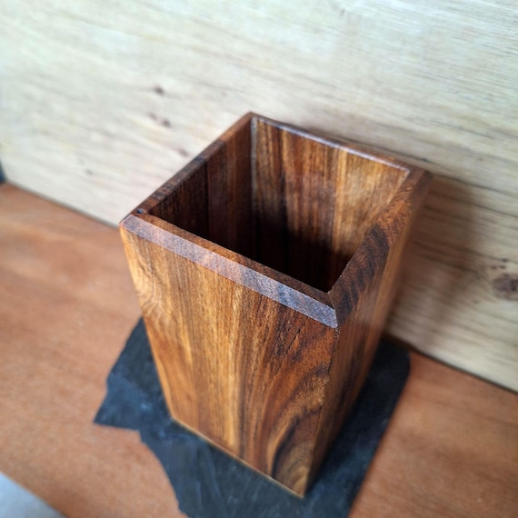Handgefertigte Holzkiste aus Eichenholz: 13x7,5x7,5cm, Rustikaler Aufbewahrungsbehälter