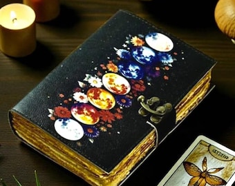 Moon Leather Grimoire Journal – 400 Page Vintage Book of Shadows | Handmade Witchcraft Spellbook | Wiccan Pagan Gothic Occult Notebook Gift