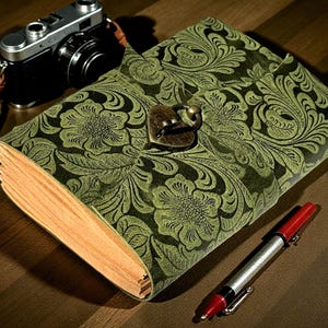 Personalized Handmade Leather-Bound Journal with Heart Lock | Flower Design Notebook | Lined deckle page Drawing Writing Travel Sketchbook