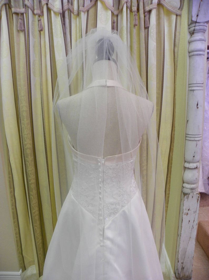 elbow veil waltz veil Fingertip wedding veil SHIPS NOW