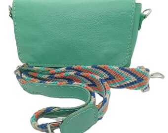 Handgefertigte Schultertasche aus Leder – erhältlich in 3 Farben