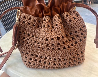 Handmade Raffia Bucket Bag with Eco Leather Lining | Crochet Crossbody Bag | Summer Boho Shoulder Purse | Lightweight Vacation Bag. Twig bag