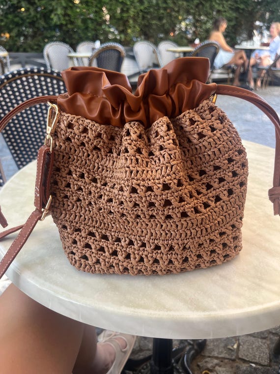 Handmade Raffia Bucket Bag with Eco Leather Lining | Crochet Crossbody Bag | Summer Boho Shoulder Purse | Lightweight Vacation Bag. Twig bag