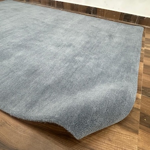 Hand Tufted Wool Smoke Blue Solid Rug – Modern Minimalist Plain Area Rug – Luxury Contemporary Living Room Bedroom Accent Carpet Floor Decor