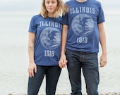 Illinois State Seal T-Shirt. Vintage Style Soft Retro Midwest Shirt Unisex Men 39 s Slim Fit and Women 39 s Tee